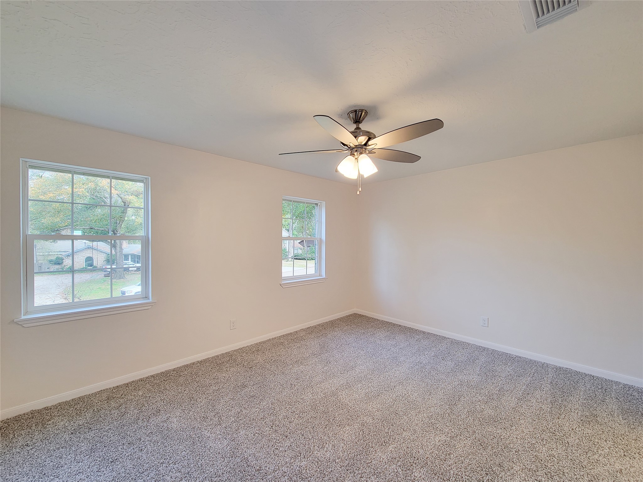 10703 Idlebrook Drive Houston, TX 77070 - Photo 43 of 47 fifth bedroom