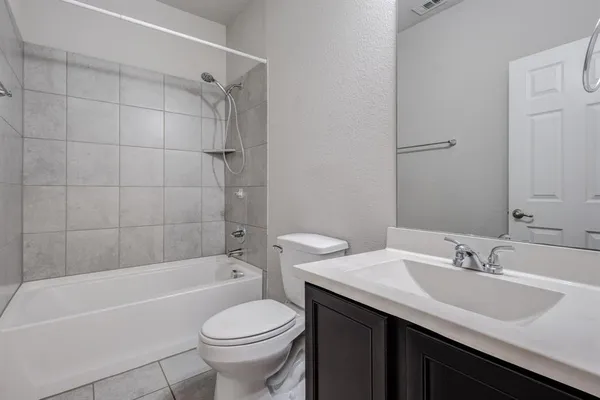 $2,699 | 5529 Las Lomas Lane, Denton, TX 76208