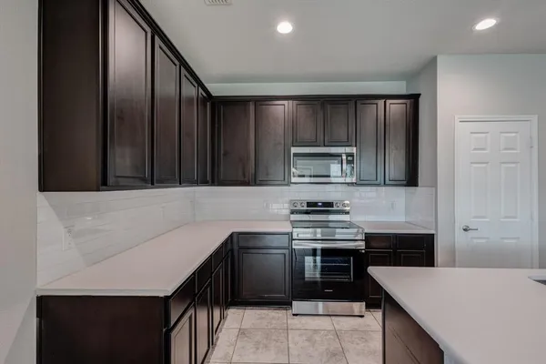 $2,699 | 5529 Las Lomas Lane, Denton, TX 76208