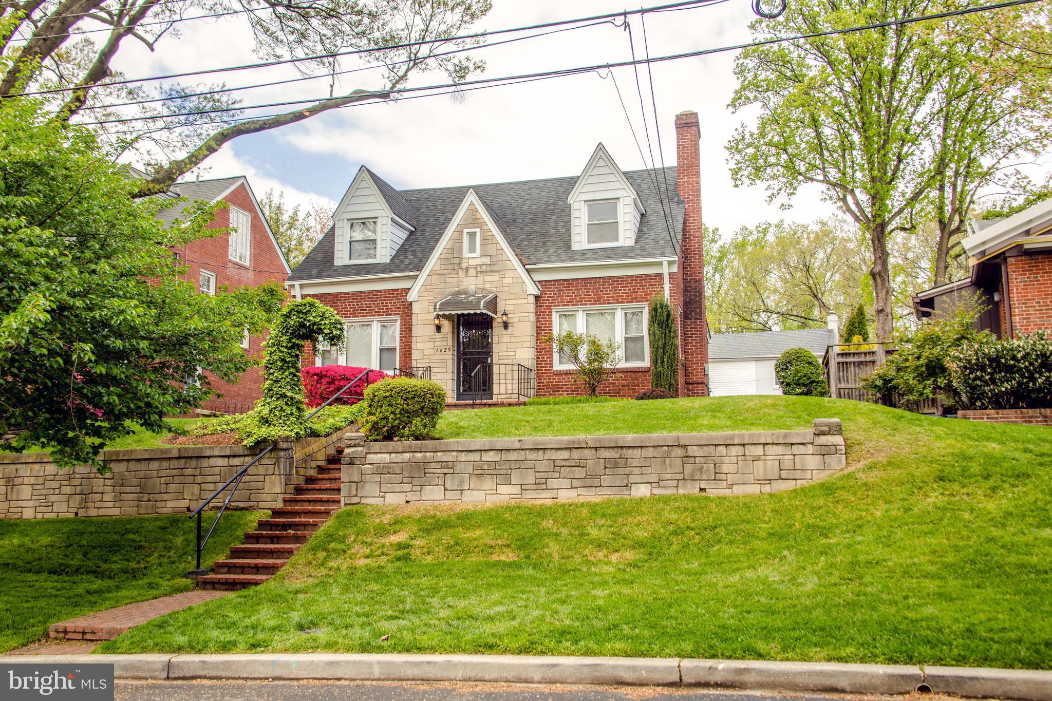 1629 Primrose Road Northwest Washington, DC 20012 - Photo 3 of 13 Gallery Image 3