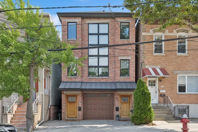 a car parked in front of a building