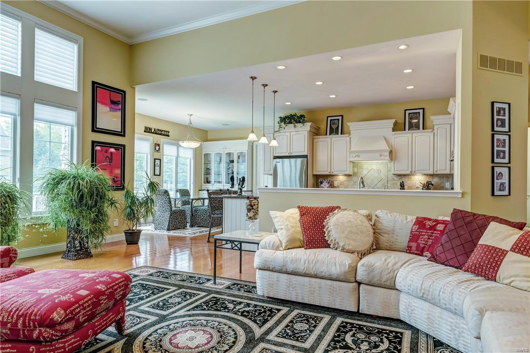 1934 Chesterfield Ridge Circle Chesterfield, MO 63017 - Photo 17 of 57 Gallery Image 17