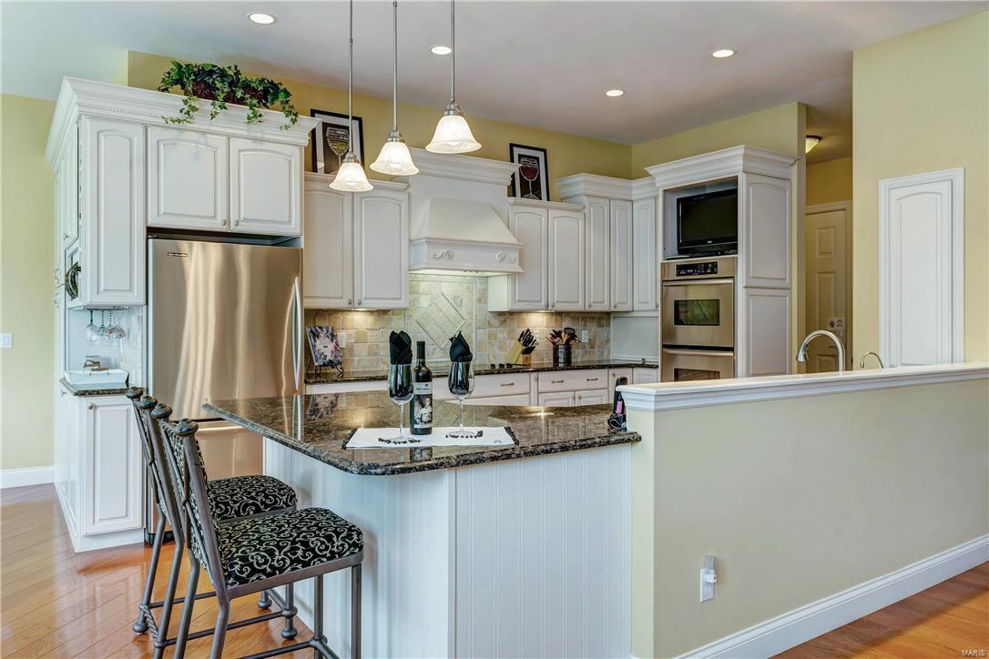 1934 Chesterfield Ridge Circle Chesterfield, MO 63017 - Photo 21 of 57 Gallery Image 21