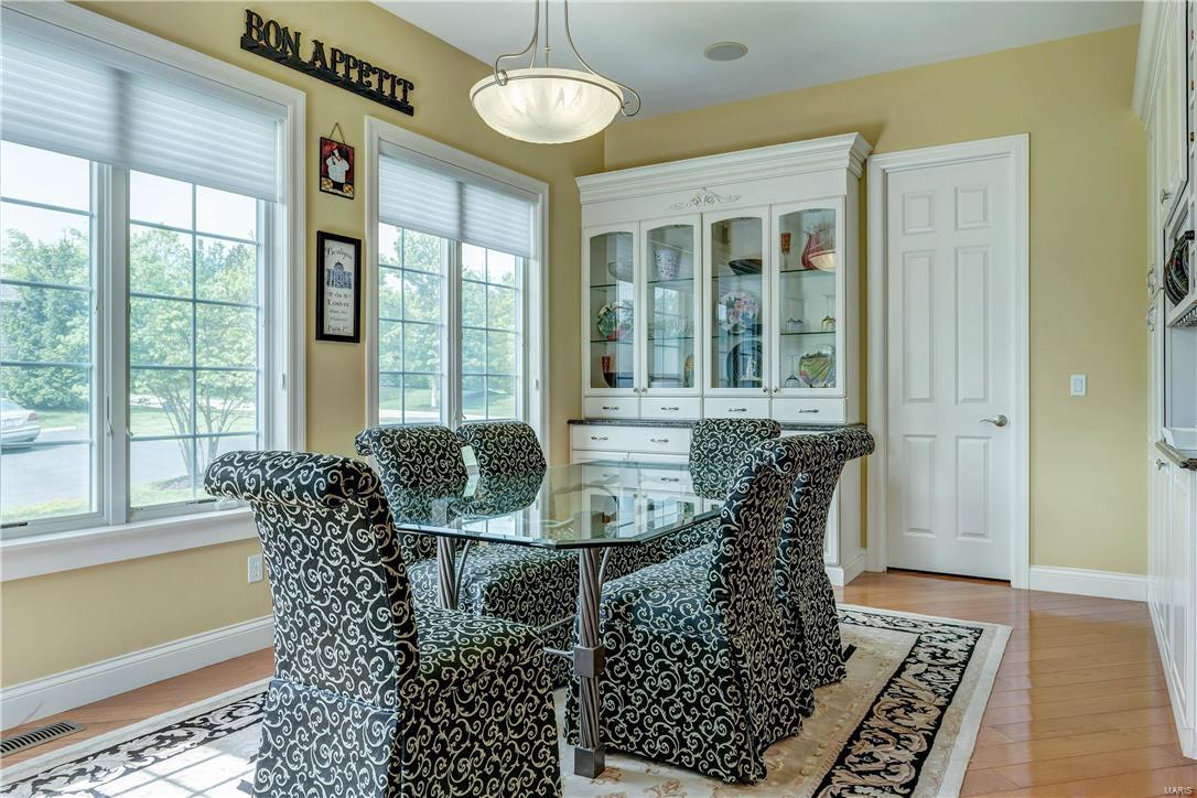 1934 Chesterfield Ridge Circle Chesterfield, MO 63017 - Photo 25 of 57 Gallery Image 25