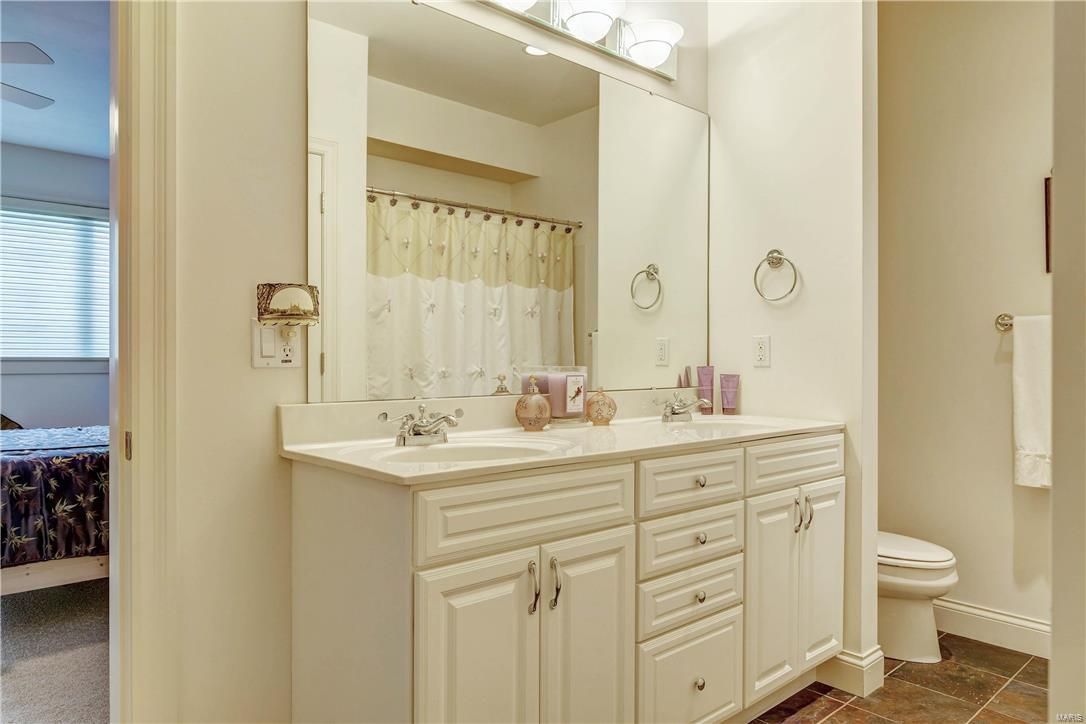 1934 Chesterfield Ridge Circle Chesterfield, MO 63017 - Photo 45 of 57 Gallery Image 45
