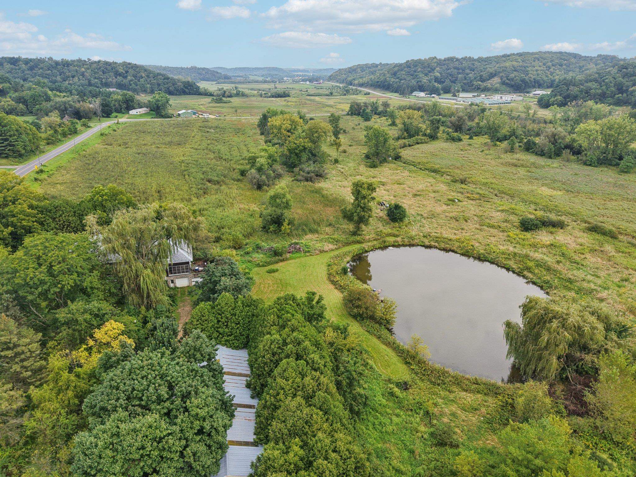 4616 County Rd JJ Black Earth, WI 53515 - Photo 4 of 90