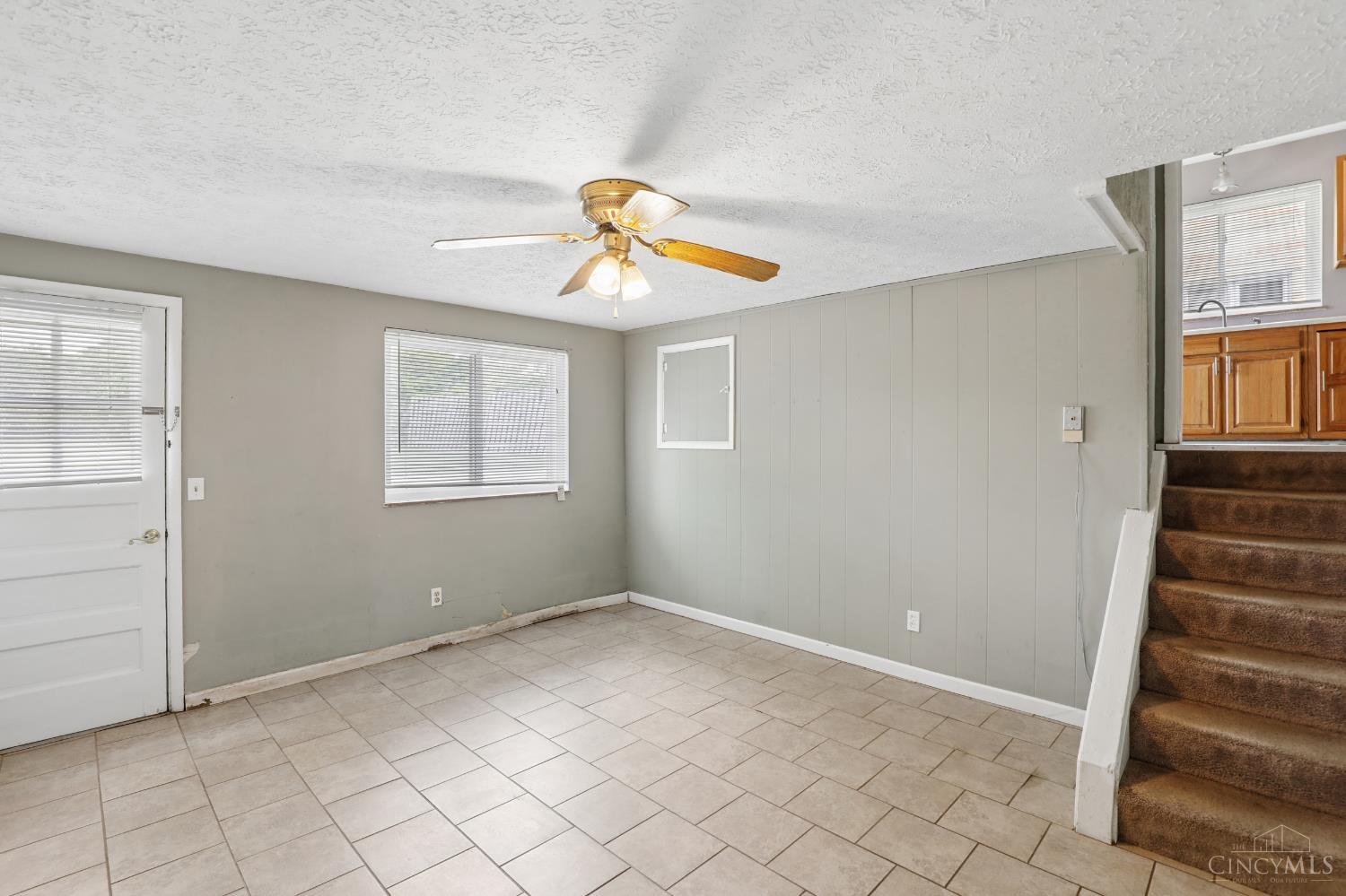 5646 Lawrence Road Cincinnati, OH 45248 - Photo 28 of 39 Gallery Image 28