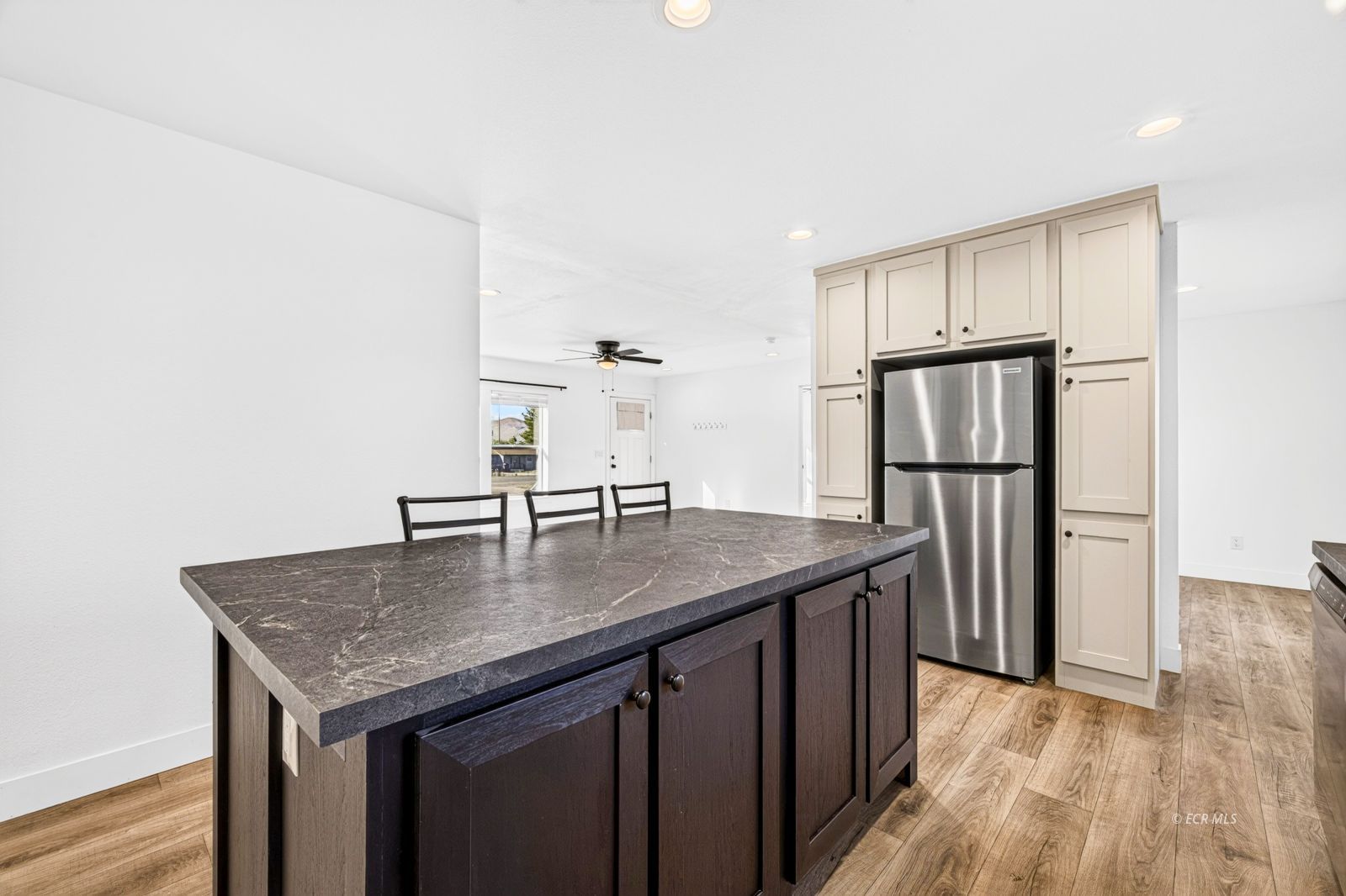937 Spring Valley Parkway Spring Creek, NV 89815 - Photo 14 of 39