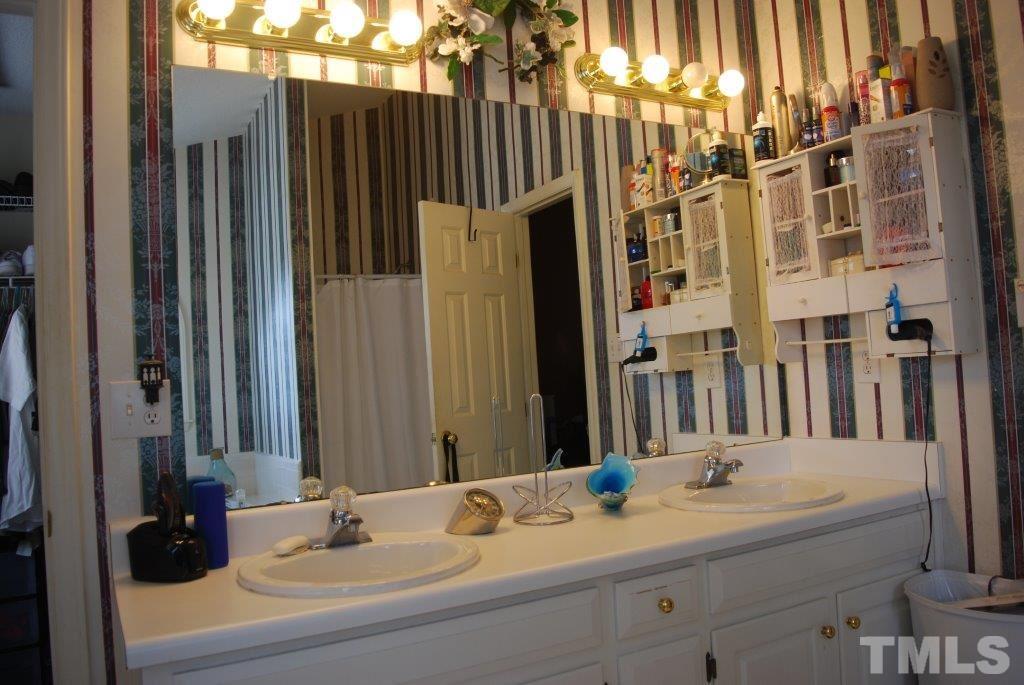 6808 Coventry Ridge Road Raleigh, NC 27616 - Photo 15 of 24 Gallery Image 15