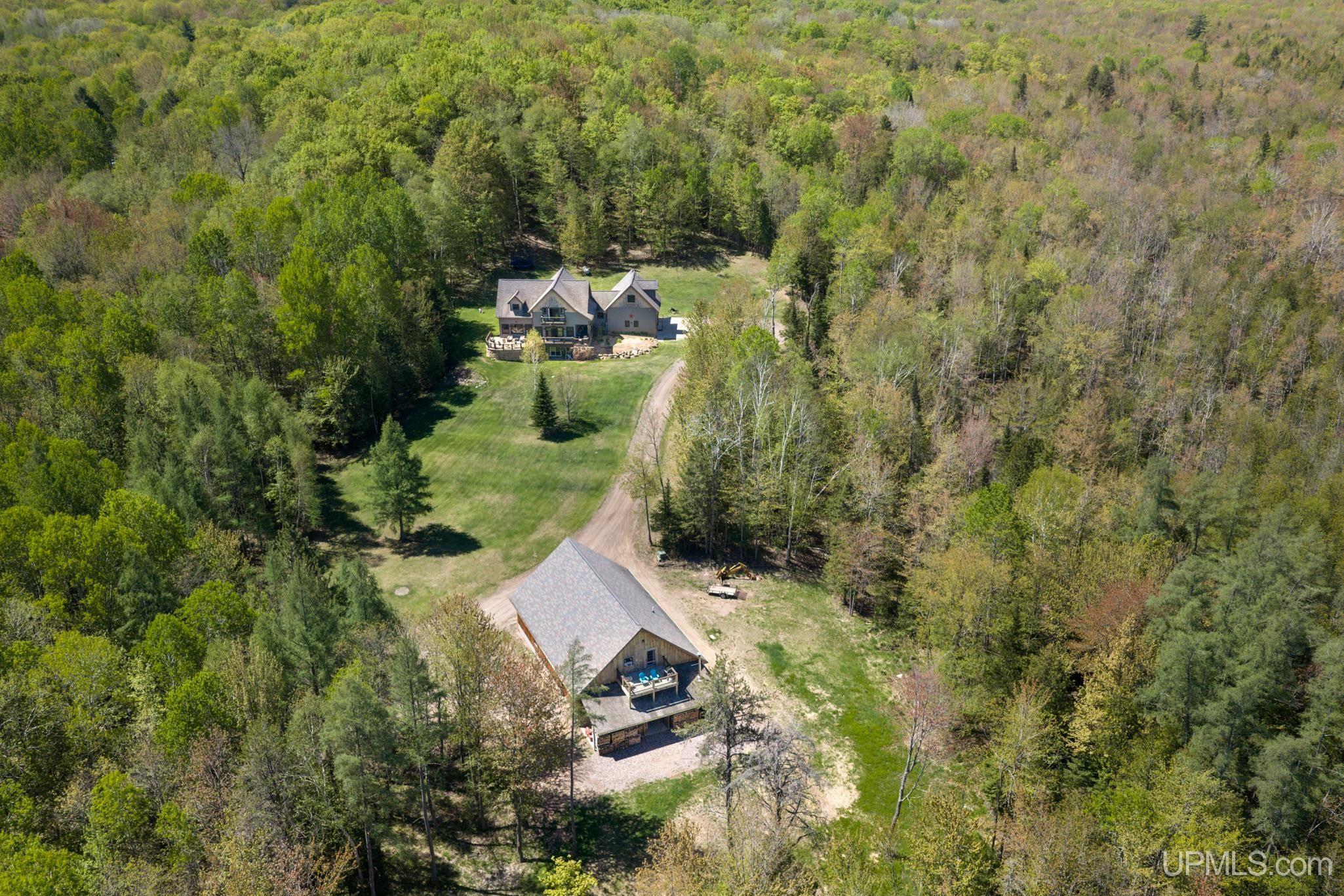 330 Little Lake Road Marquette, MI 49855 - Photo 2 of 73