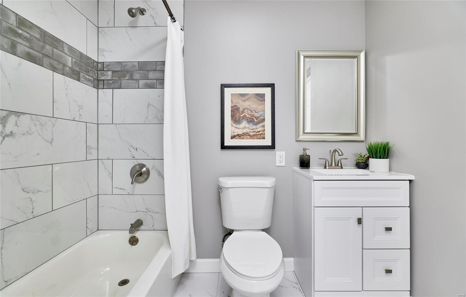 6496 Howdershell Road Hazelwood, MO 63042 - Photo 18 of 27 Gallery Image 18