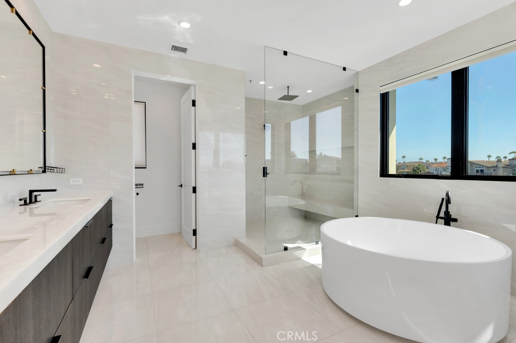 2120 Greencastle Way Oxnard, CA 93035 - Photo 45 of 73