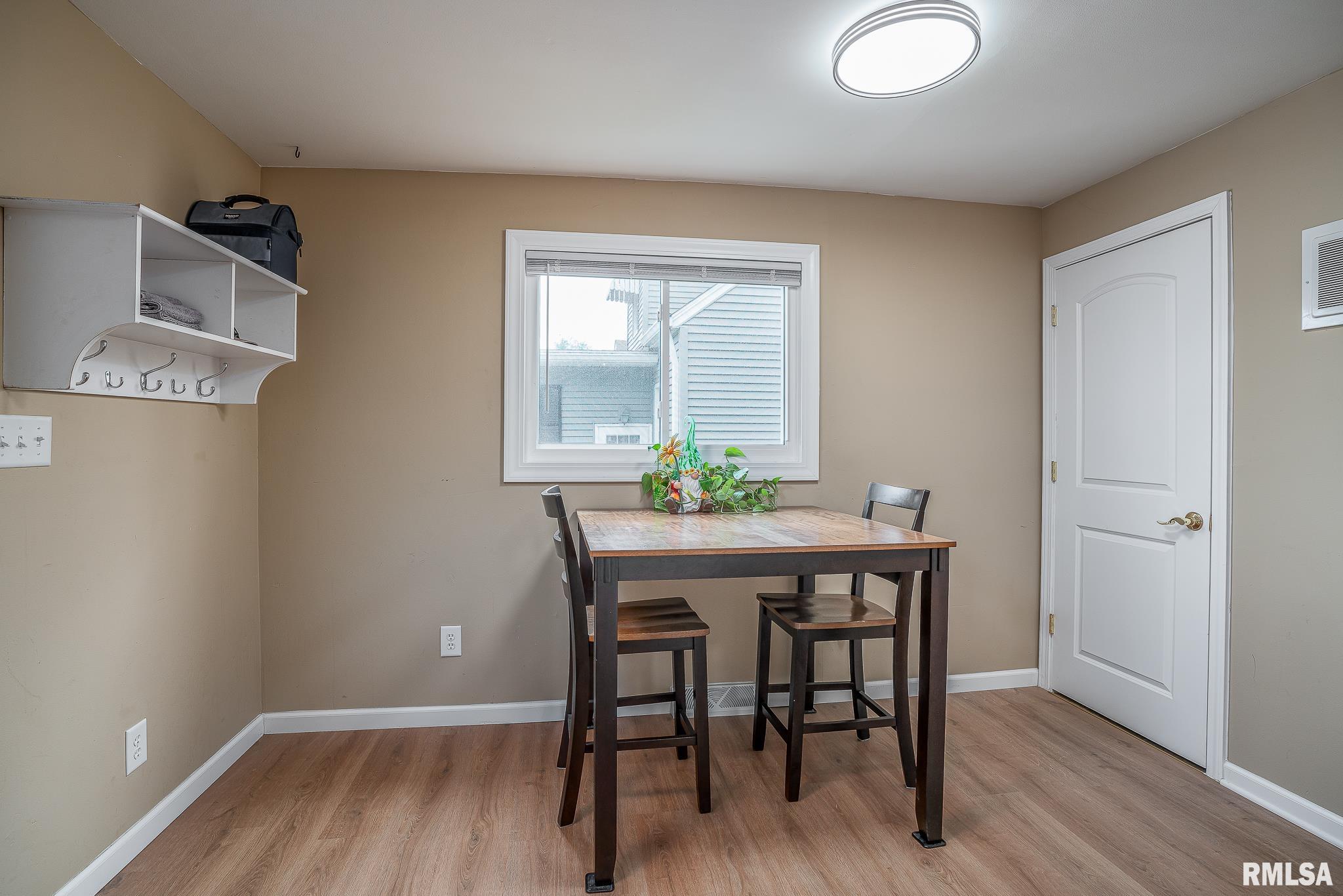 2612 7th Street Moline, IL 61265 - Photo 3 of 19 Gallery Image 3