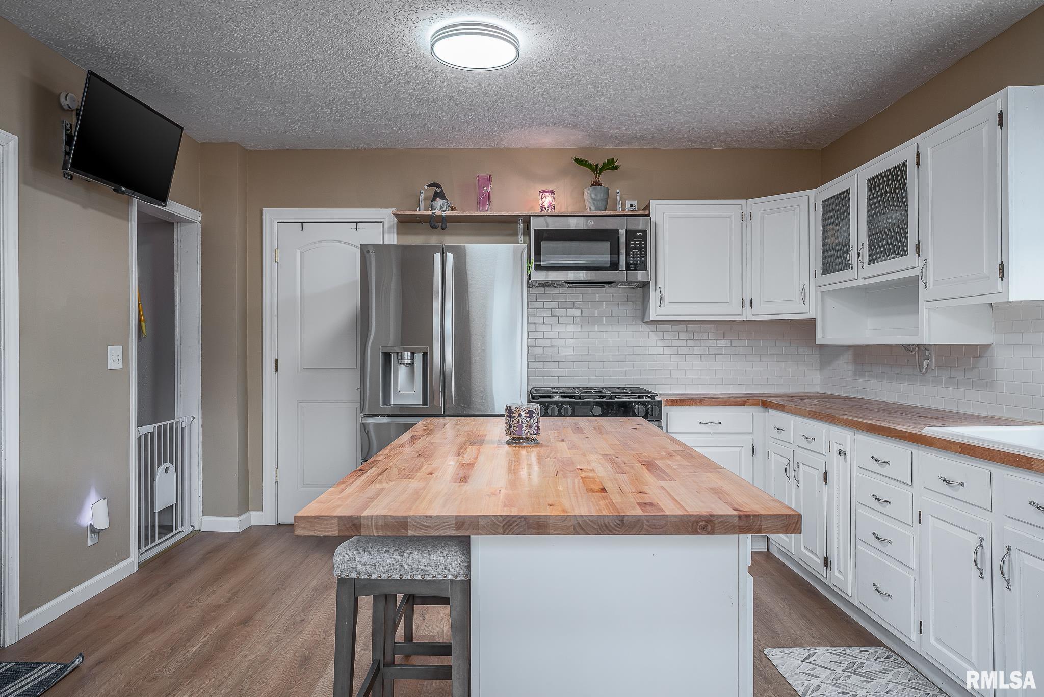 2612 7th Street Moline, IL 61265 - Photo 5 of 19 Gallery Image 5