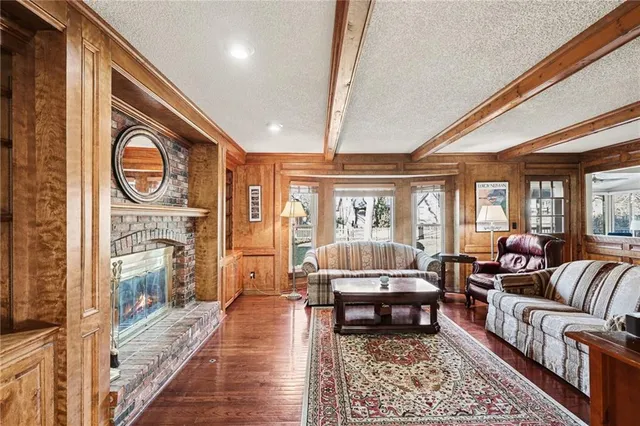 $515,000 | 11712 Hardy Street, Overland Park, KS 66210