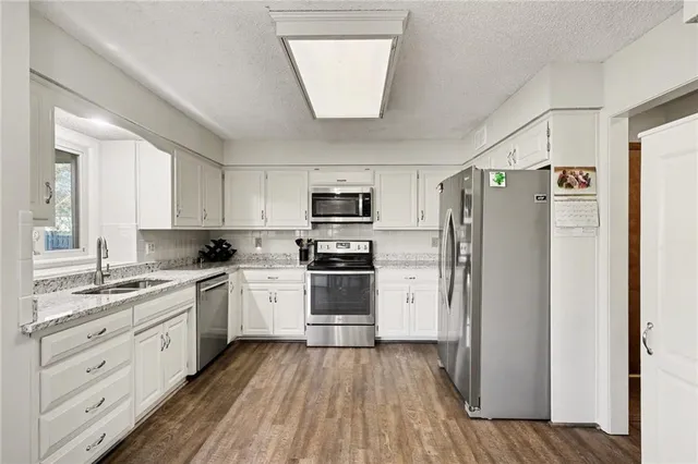 $515,000 | 11712 Hardy Street, Overland Park, KS 66210