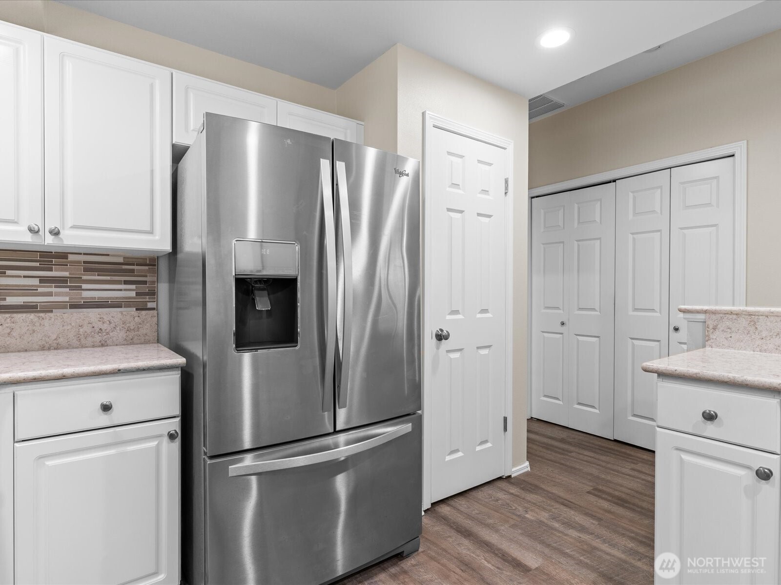 404 228th Street Southwest, Unit E102 Bothell, WA 98021 - Photo 13 of 28 Gallery Image 13