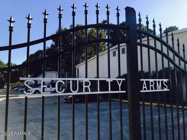 $1,250 | 310 Ella Street, Unit 114, Lafayette, LA 70506