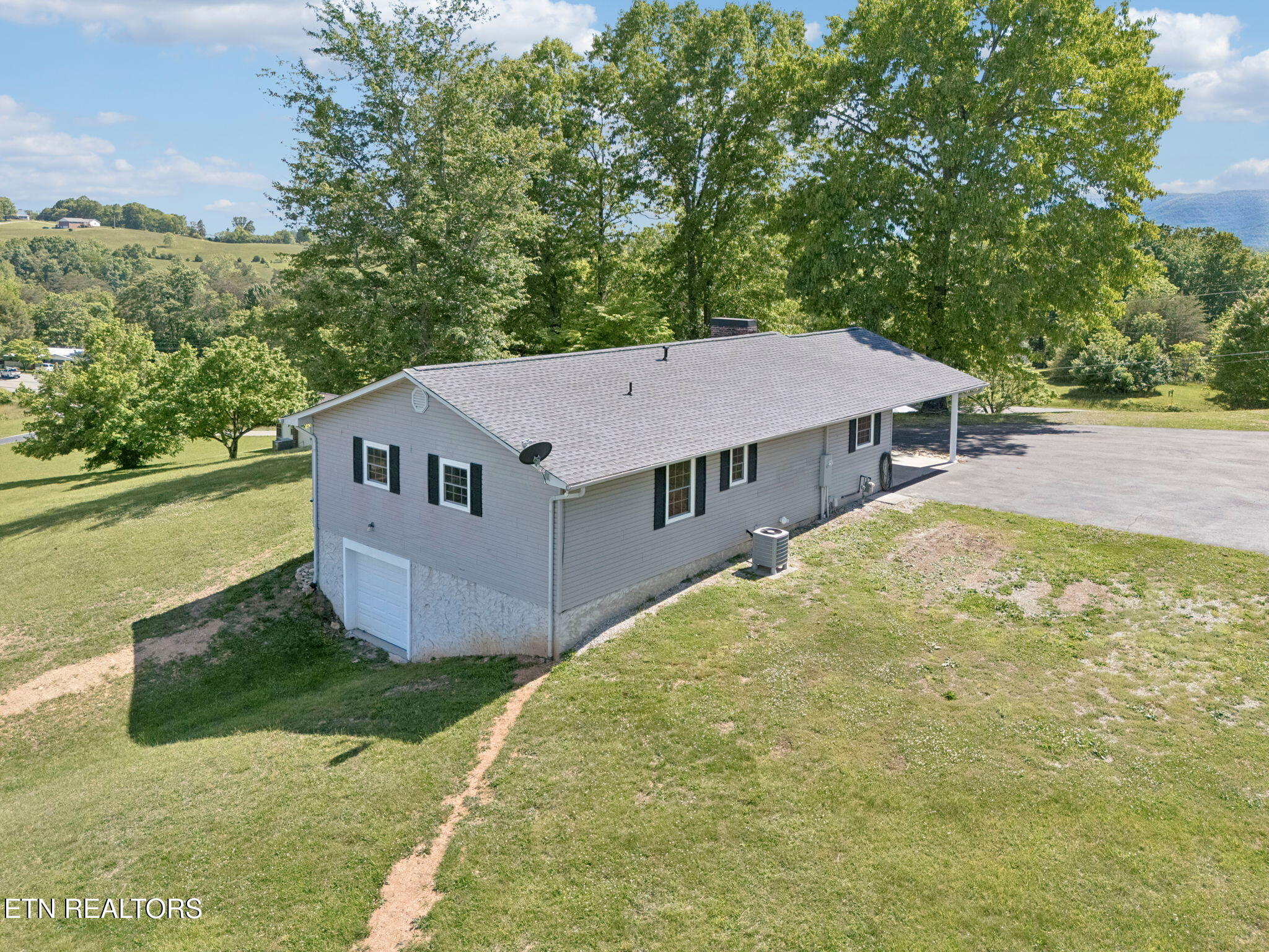 2245 Pinecrest Road Jacksboro, TN 37757 - Photo 46 of 60 60-2245 Pinecrest Rd - 060