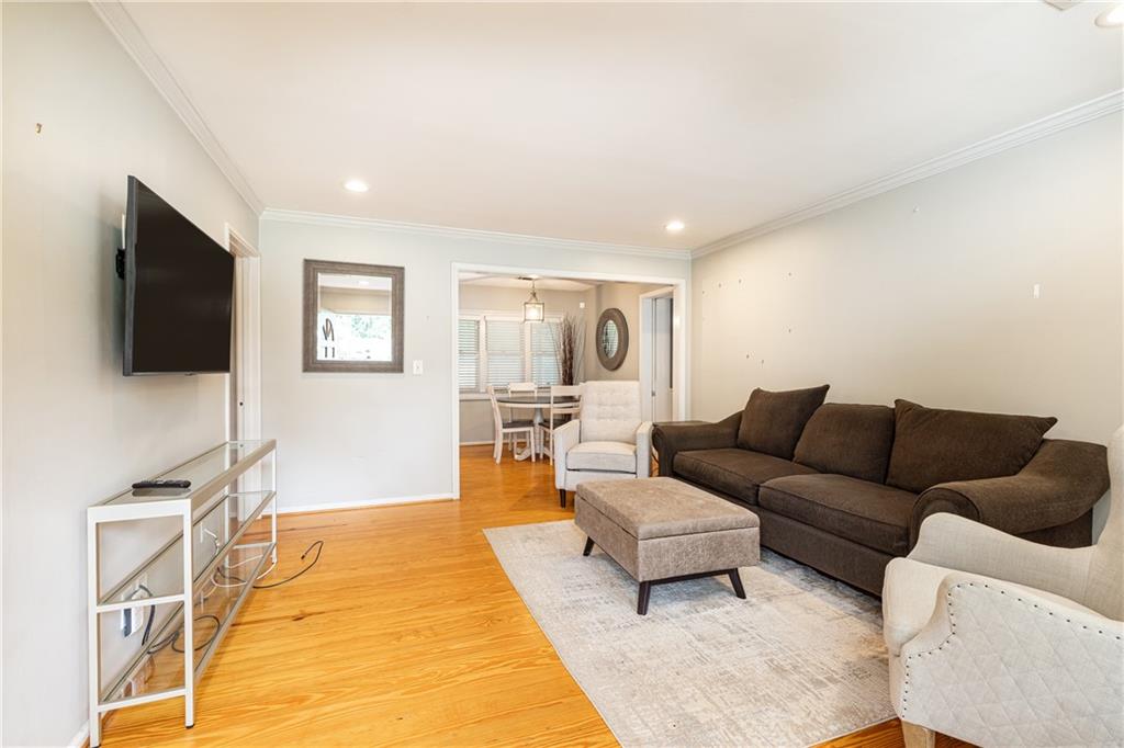 3071 Francine Drive Decatur, GA 30033 - Photo 3 of 24
