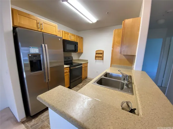 $2,400 | 91-1009 Kamaaha Avenue, Unit 505, Kapolei, HI 96707