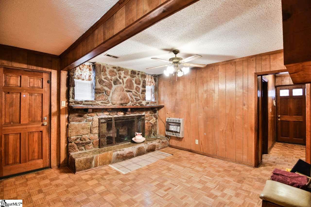 12 Chaney Street Greenville, SC 29607 - Photo 7 of 23