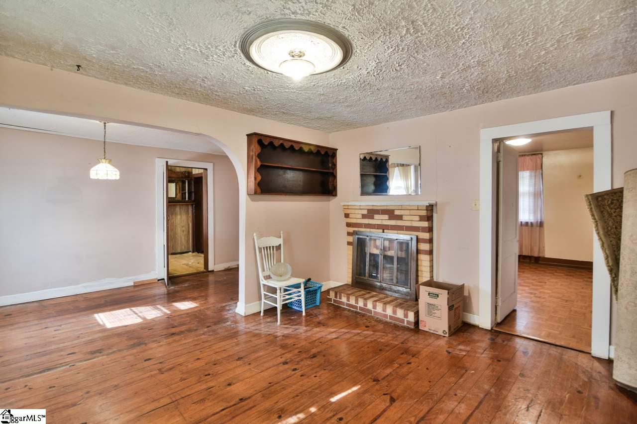 12 Chaney Street Greenville, SC 29607 - Photo 9 of 23