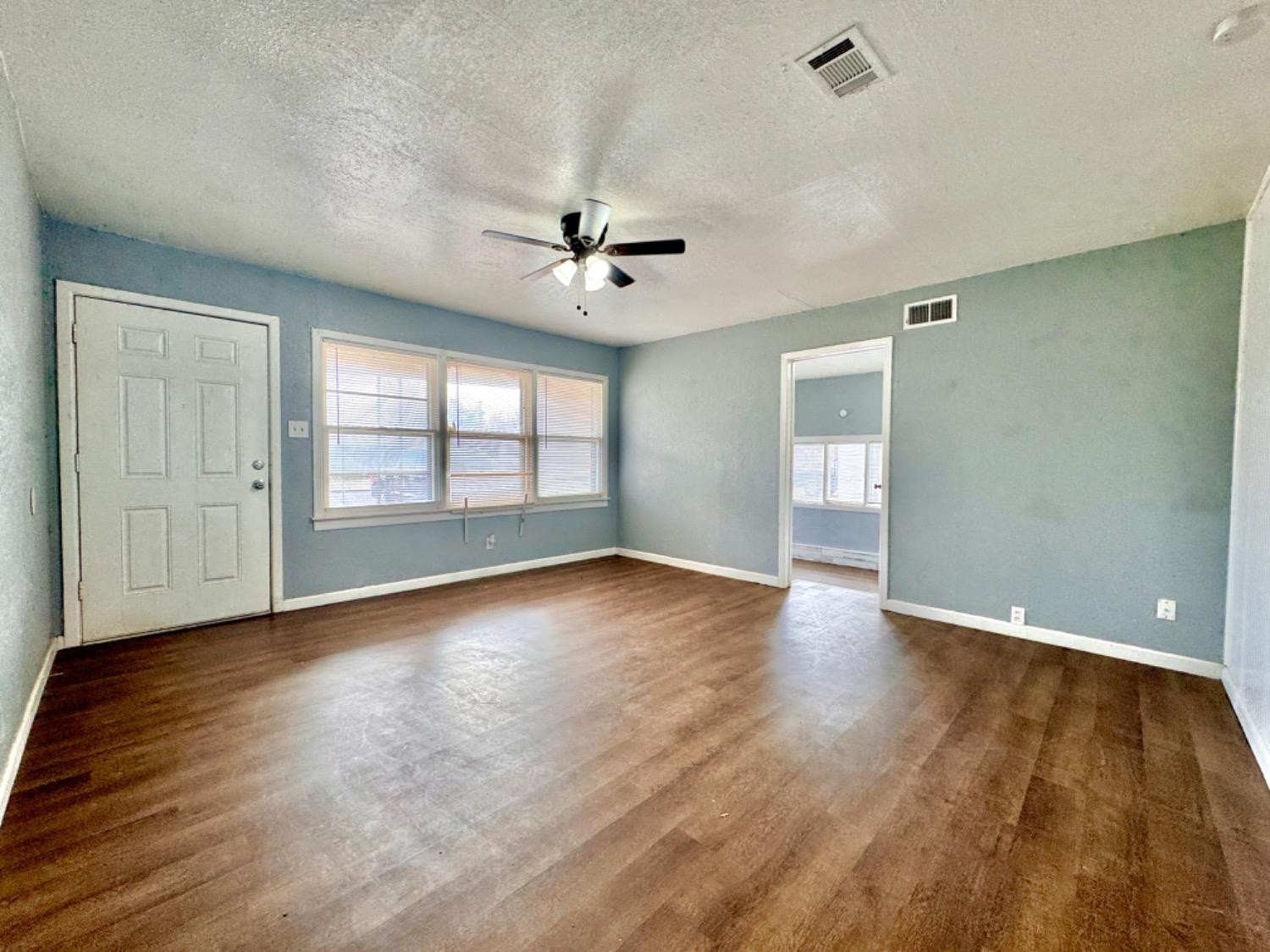 5006 40th Street Lubbock, TX 79414 - Photo 2 of 14 Photo 2