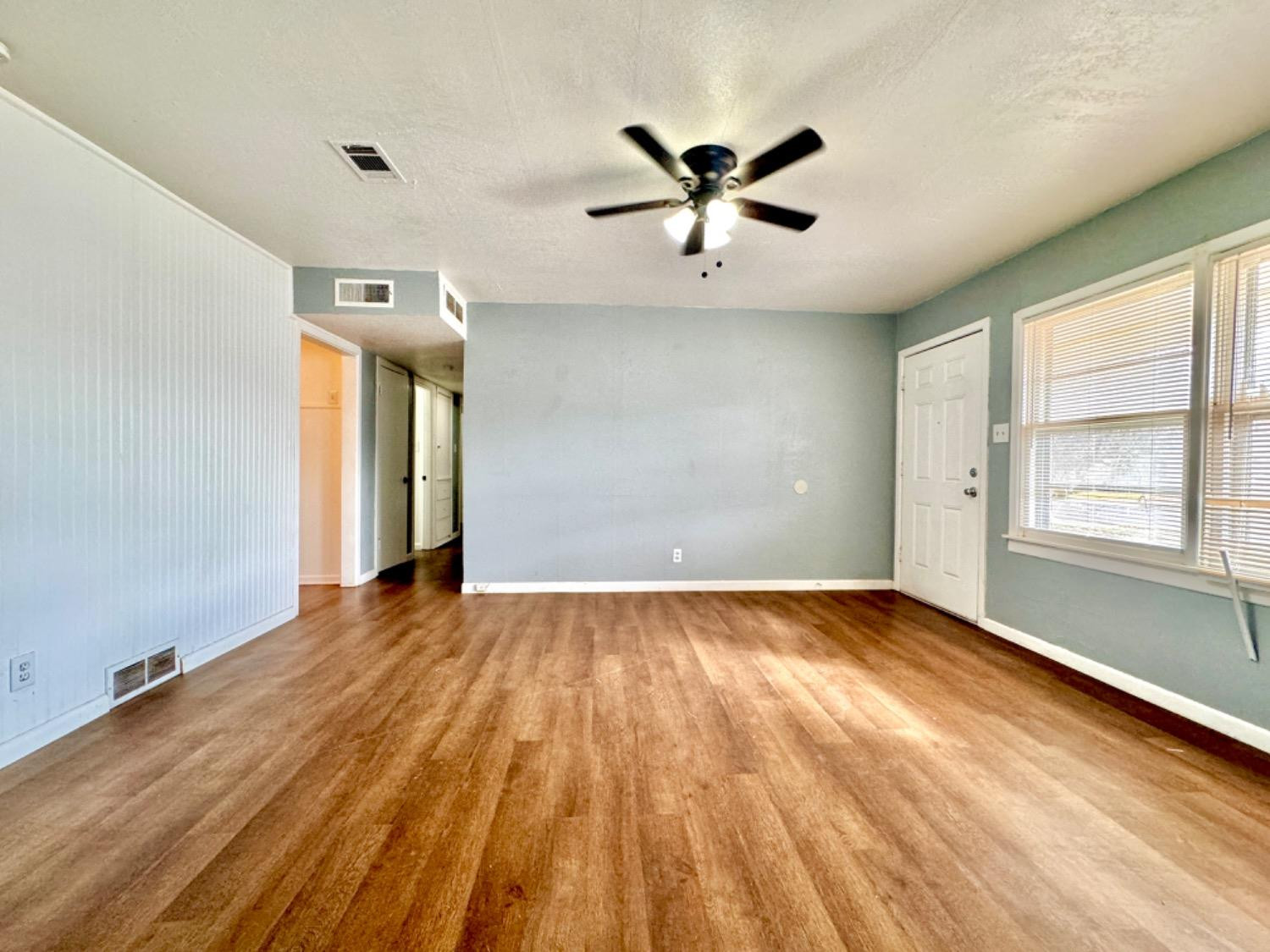 5006 40th Street Lubbock, TX 79414 - Photo 3 of 14 Photo 3