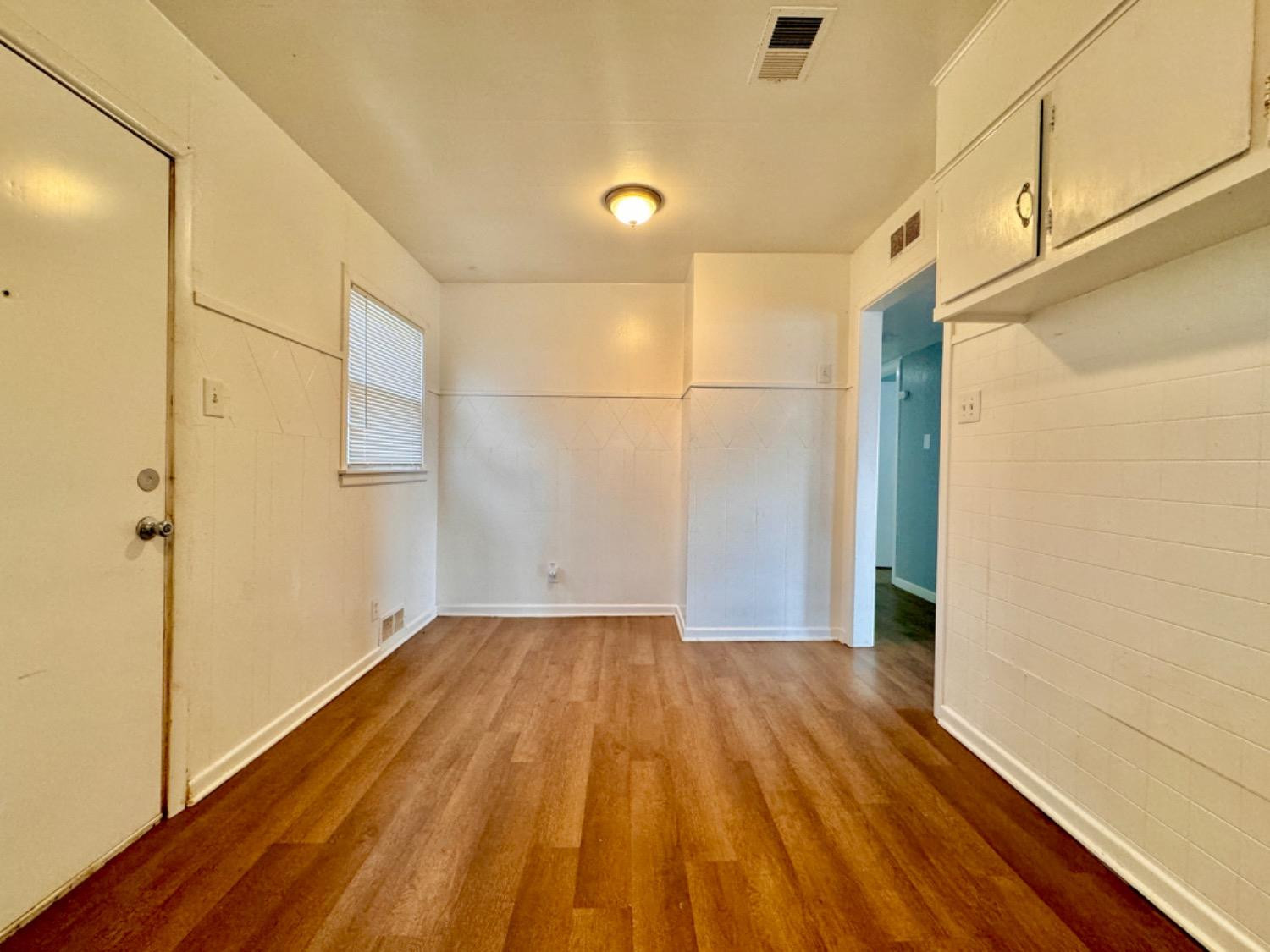 5006 40th Street Lubbock, TX 79414 - Photo 5 of 14 Photo 5