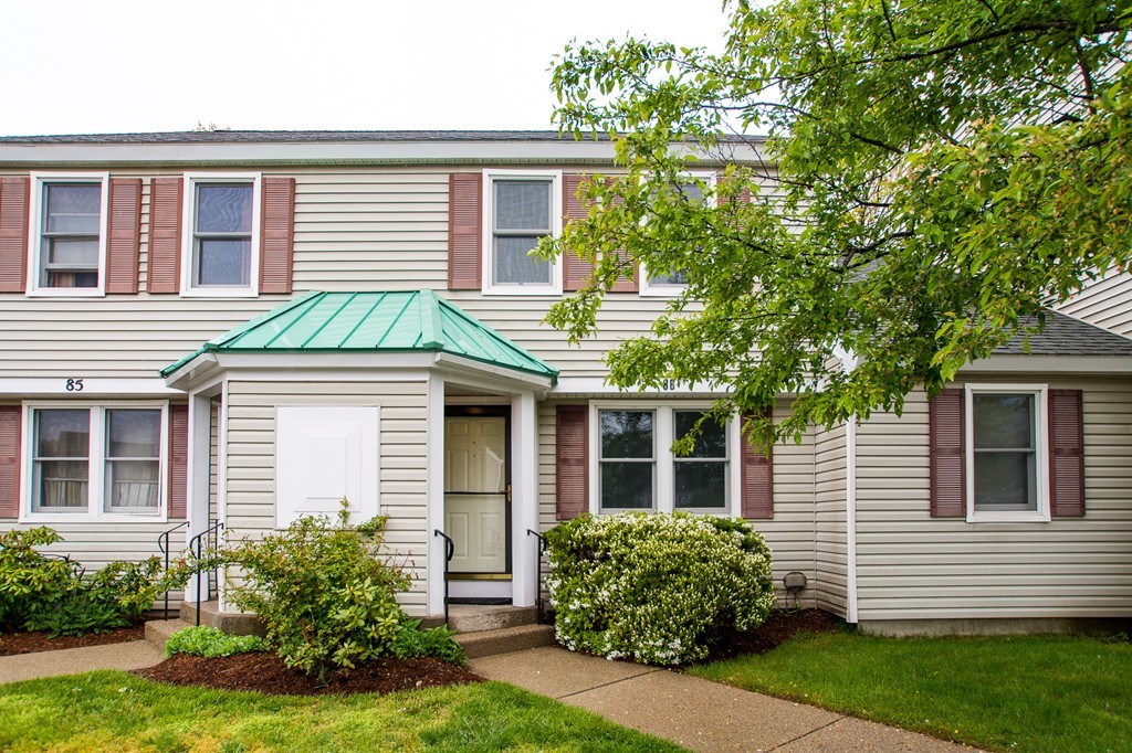 86 Victoria Heights Road, Unit 86 Boston, MA 02136 - Photo 2 of 22 Gallery Image 2