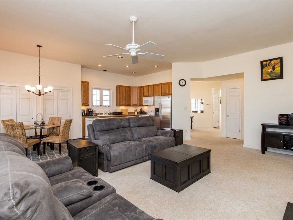 422 Seastone Street Raleigh, NC 27603 - Photo 7 of 24 Family Room