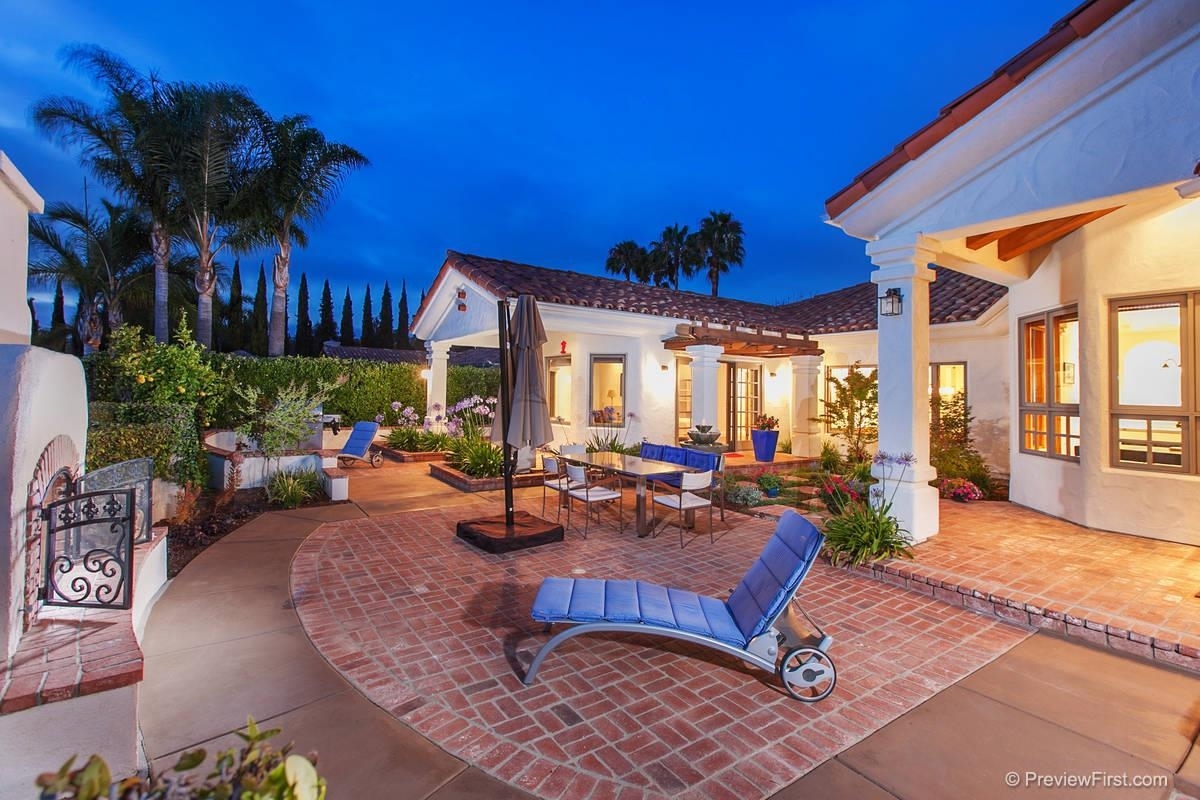 2814 Crystal Ridge Road Encinitas, CA 92024 - Photo 2 of 25