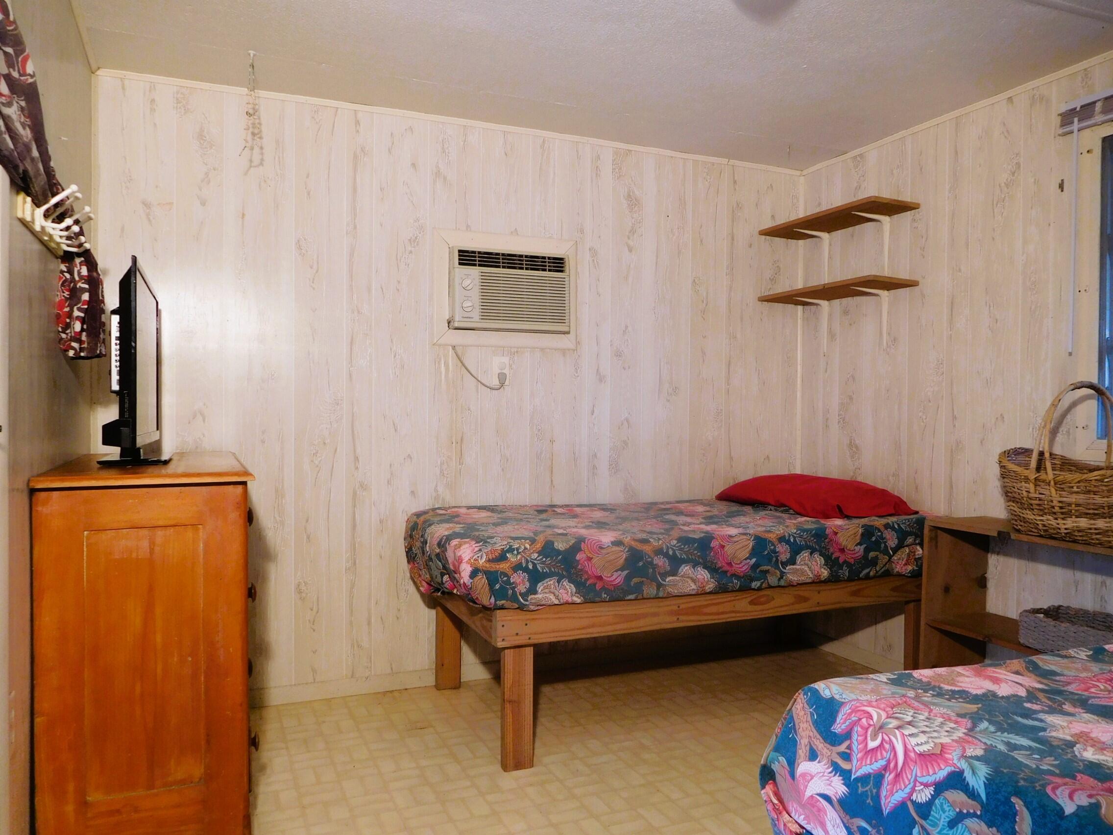 907 Plantation Road Key Largo, FL 33037 - Photo 5 of 39 DSCN4421