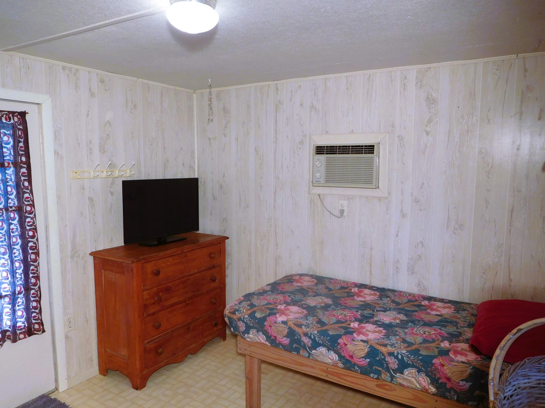 907 Plantation Road Key Largo, FL 33037 - Photo 6 of 39 DSCN4422