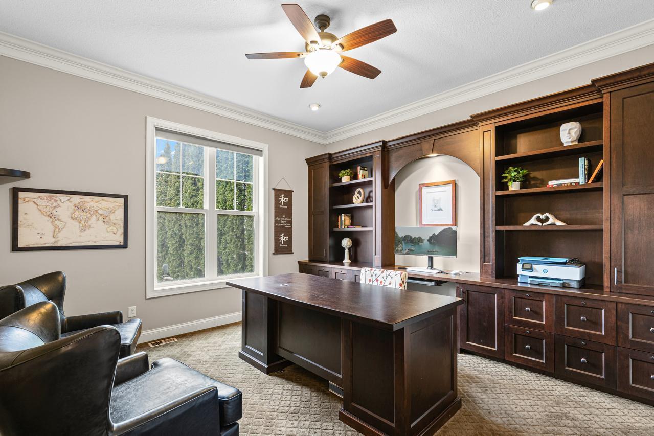 10033 Frederick Place Eden Prairie, MN 55347 - Photo 14 of 73