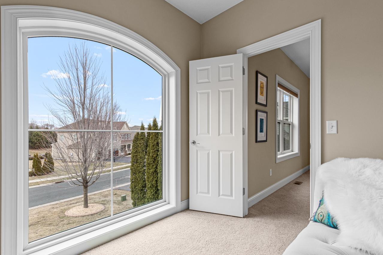 10033 Frederick Place Eden Prairie, MN 55347 - Photo 42 of 73