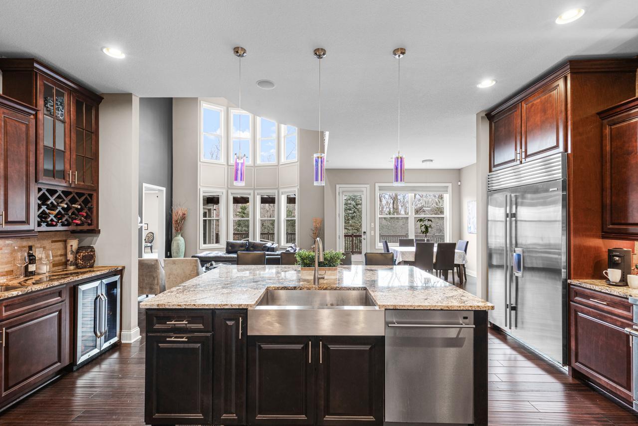 10033 Frederick Place Eden Prairie, MN 55347 - Photo 6 of 73