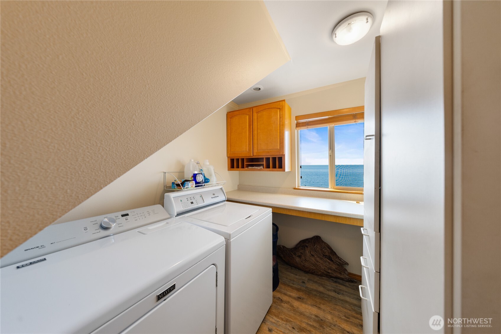 2597 West Beach Road Oak Harbor, WA 98277 - Photo 13 of 31 Gallery Image 13