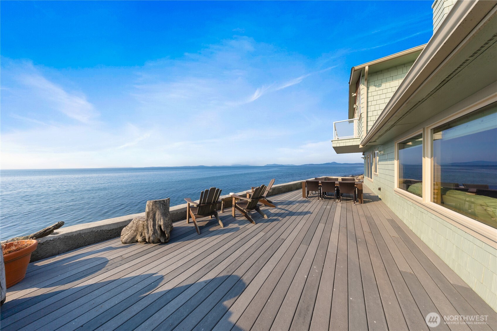 2597 West Beach Road Oak Harbor, WA 98277 - Photo 5 of 31 Gallery Image 5
