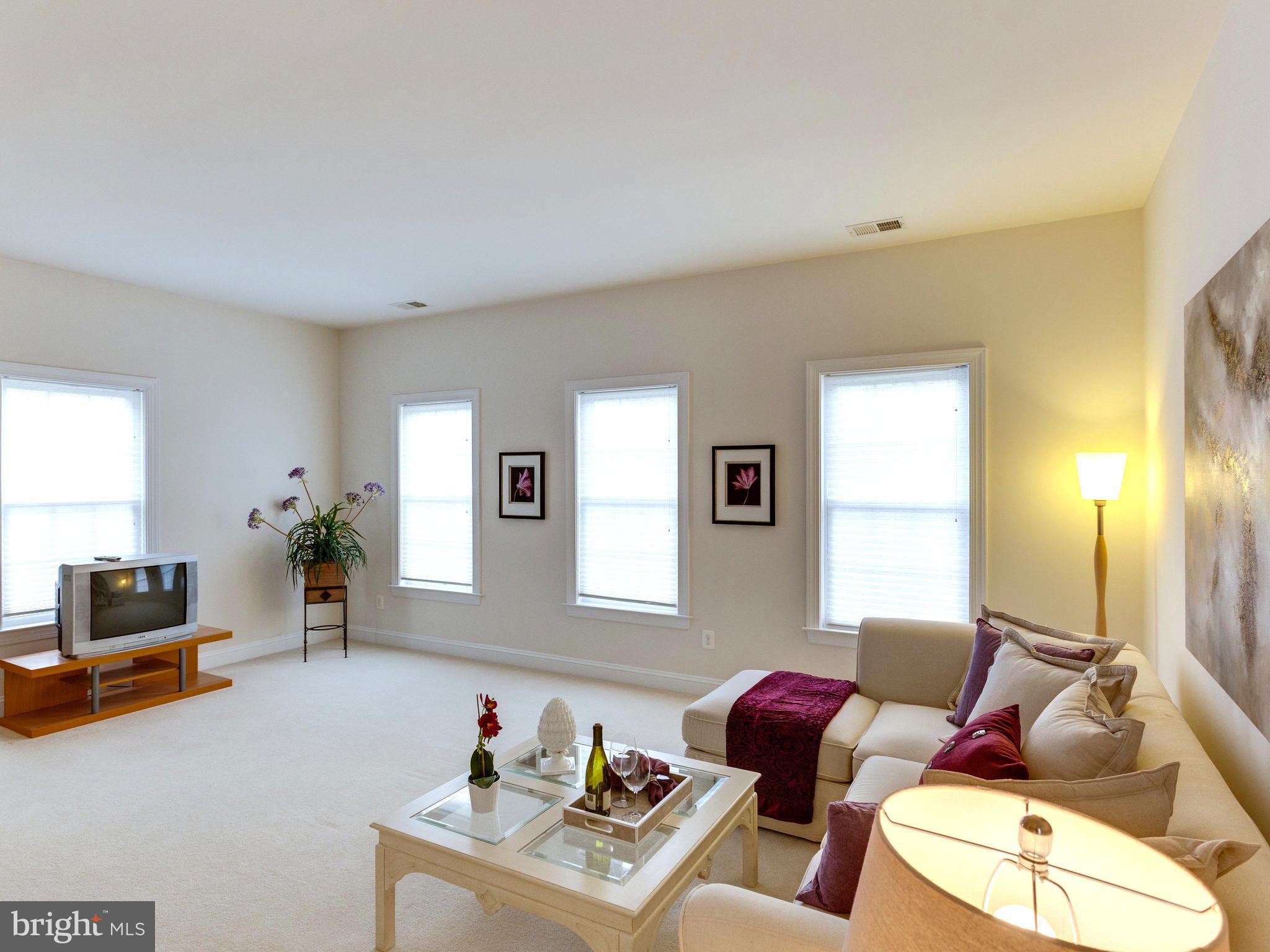 1163 Markell Court Reston, VA 20194 - Photo 18 of 30 Bedroom (Master)