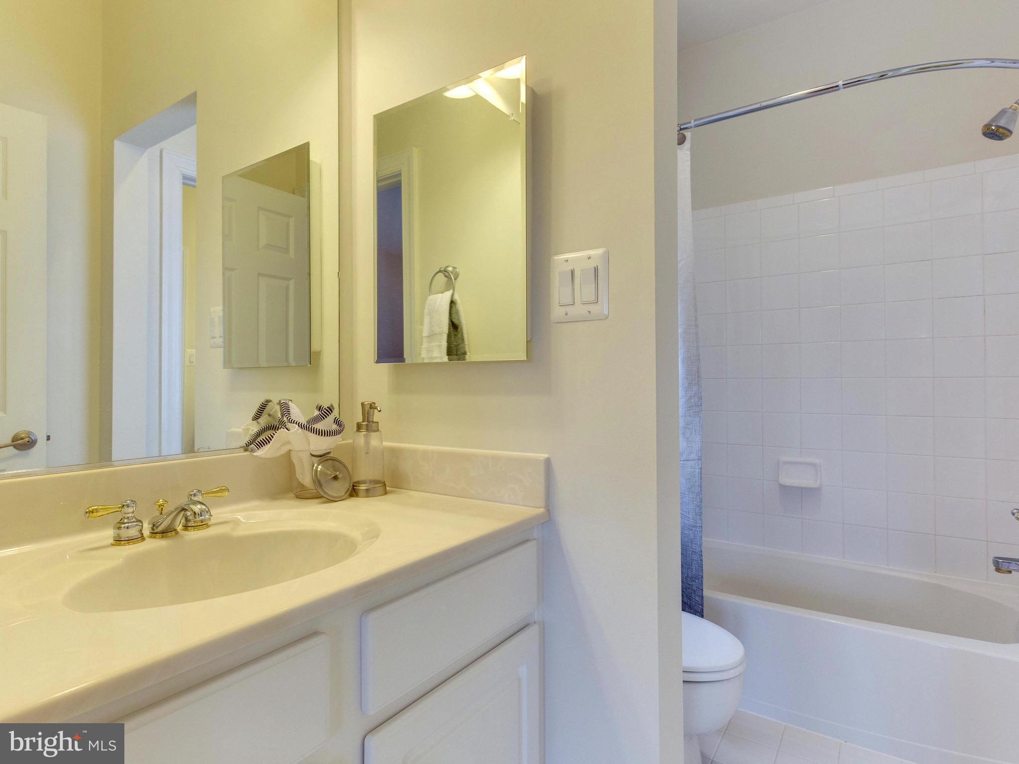1163 Markell Court Reston, VA 20194 - Photo 24 of 30 Bath