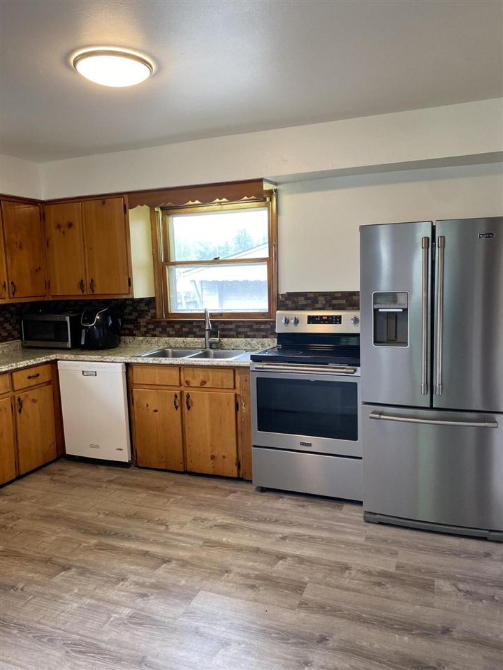 9350 Biddle Street Romulus, MI 48174 - Photo 7 of 21