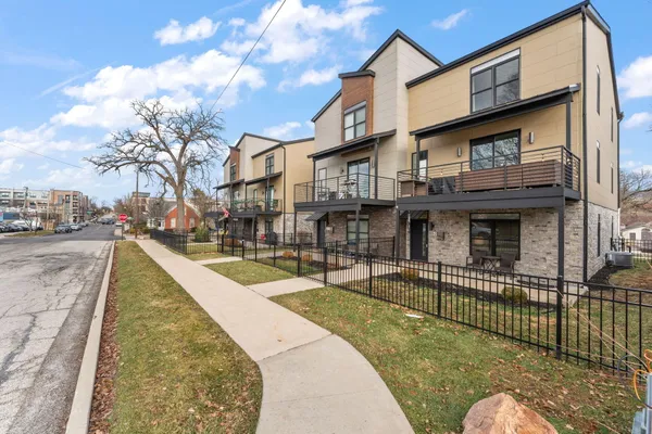 $570,000 | 153 Morgan Boulevard, Unit 2, Valparaiso, IN 46383