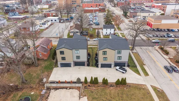 $570,000 | 153 Morgan Boulevard, Unit 2, Valparaiso, IN 46383