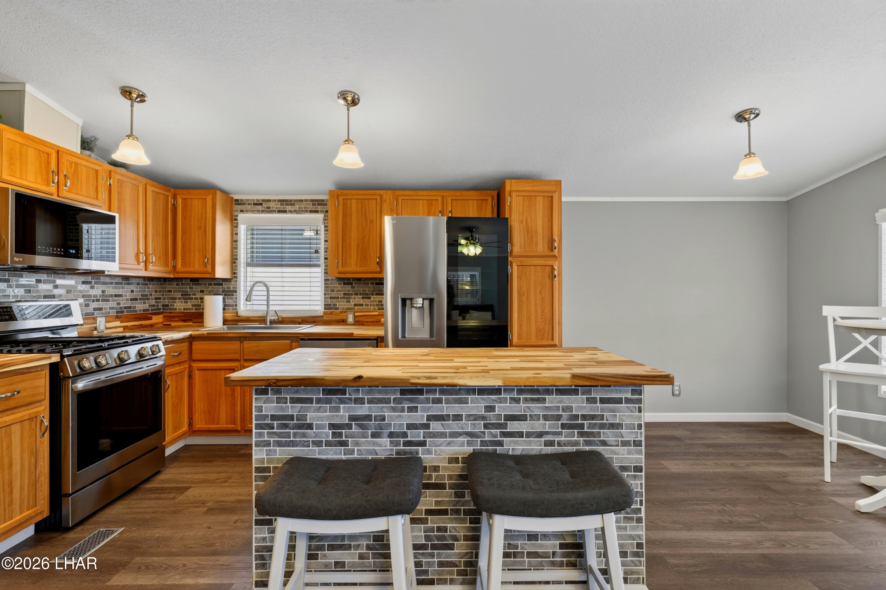 31844 Fleet Road Parker, AZ 85344 - Photo 16 of 37