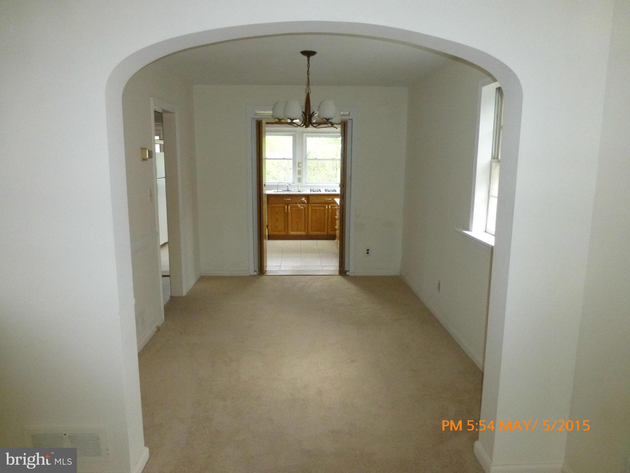 11921 Andrew Street Silver Spring, MD 20902 - Photo 3 of 18 Dining Room