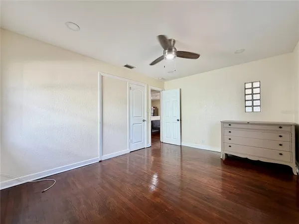 $1,920 | 3494 6th Avenue North, Unit 1, St. Petersburg, FL 33713