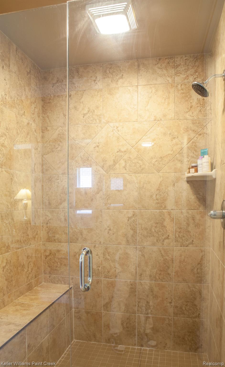 5514 Woodfall Road Clarkston, MI 48348 - Photo 23 of 53 Primary shower