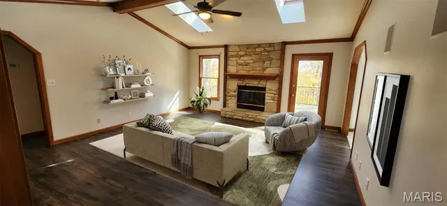 $367,000 | 345 Nottingham Drive, Marthasville, MO 63357